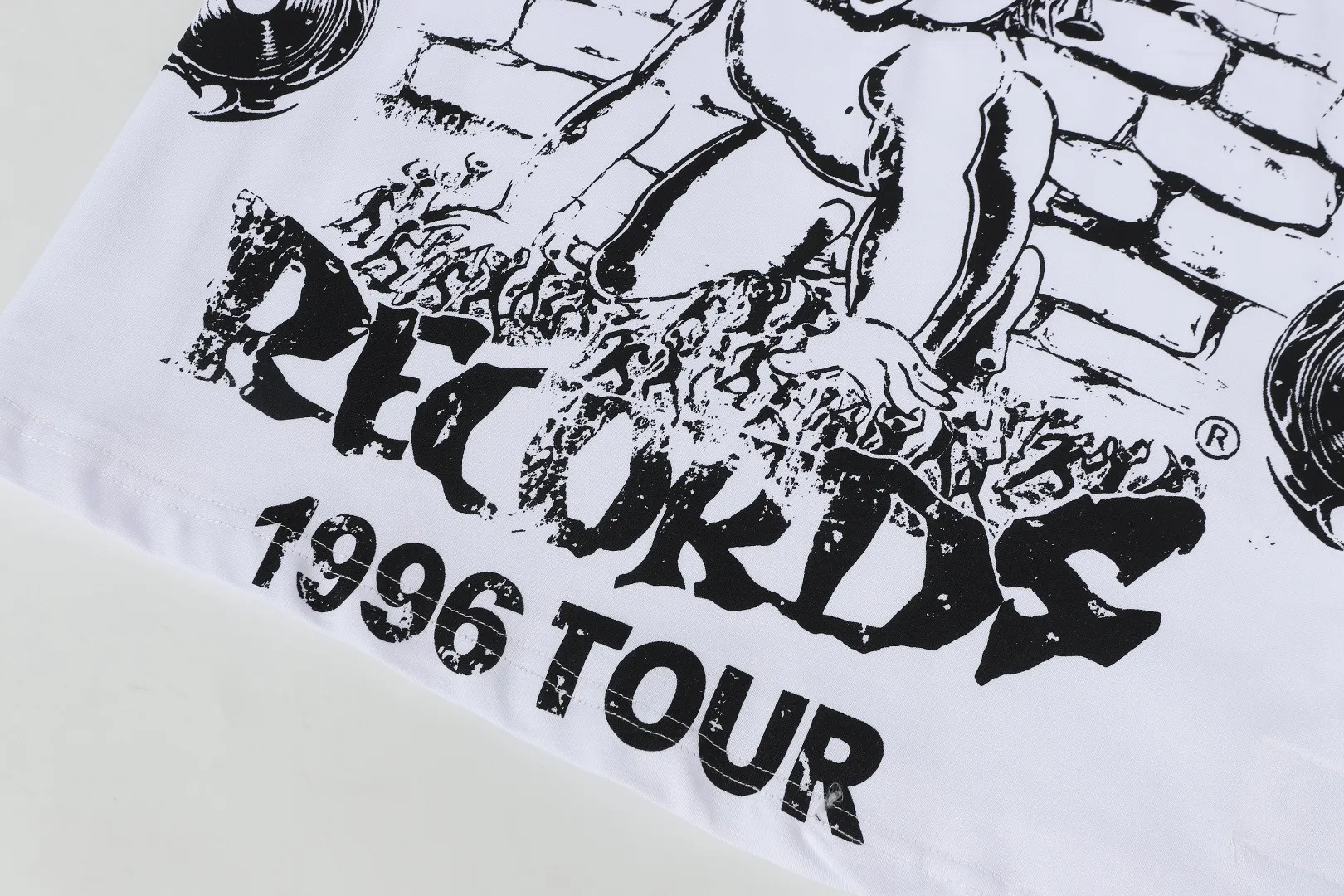 740# / I P54 Hellstar In Stock T （fabric):32 240 Sizes（size）：S-M- L- X L （colour）： Black/